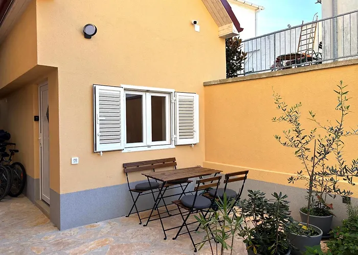 Olive Tree Apartman *